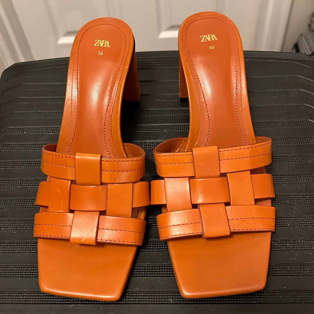 Zara Leather Block Heel Leather Sandals Orange Size 39